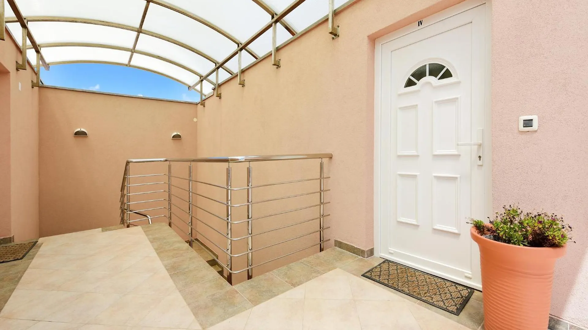 Stunning Apartment In Ugljan With Wifi
