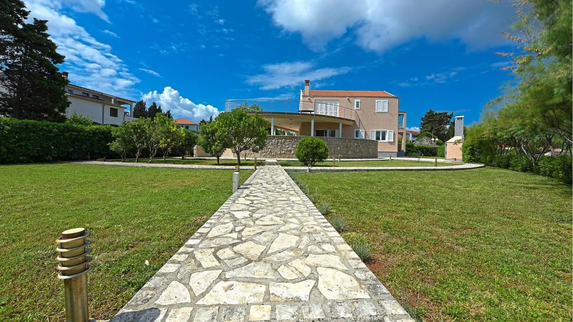 Stunning Apartment In Ugljan With Wifi